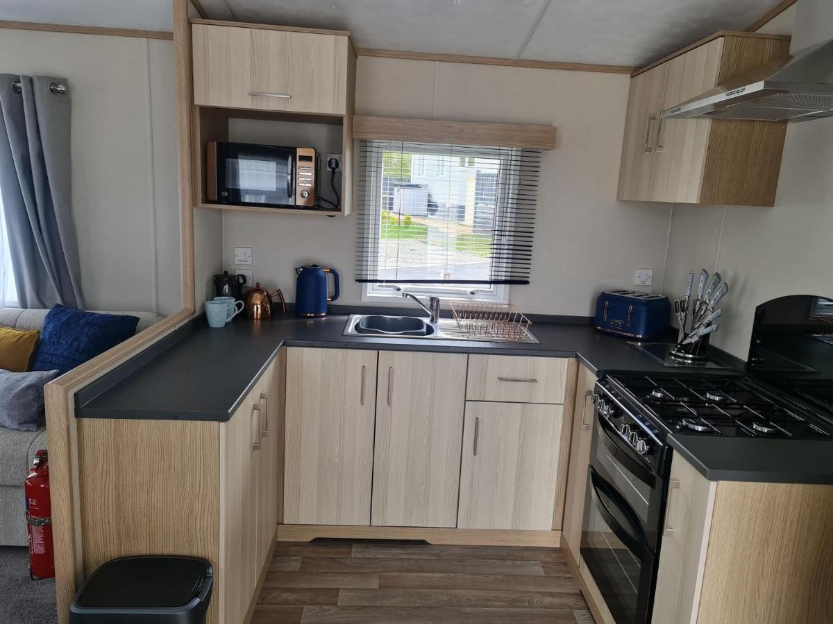 The Tiddler - Plot 101, Woodlands Lodge Retreat, New Quay, West Wales Llanina Kültér fotó